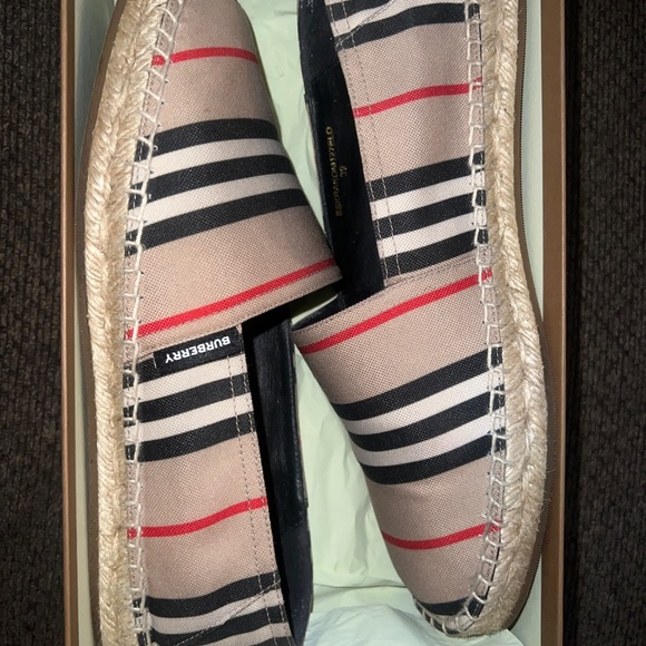 BURBERRY ALPORT ICON STRIPE ESPADRILLES ARCHIVE BEIGE SIZE 39 EU WORN ONCE - Picture 4 of 5